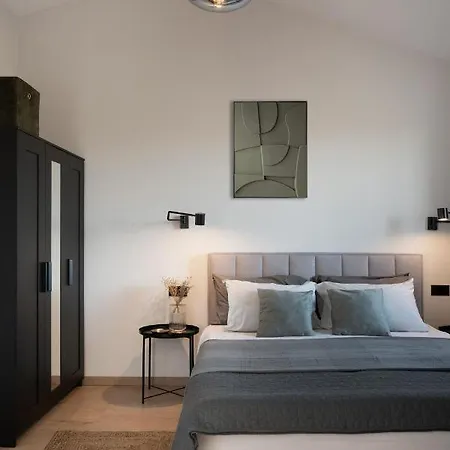 Tonka With Jacuzzi Sauna And Private Pool Villa Labin (Istria)