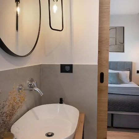 Tonka With Jacuzzi Sauna And Private Pool Labin (Istria)