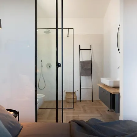 Tonka With Jacuzzi Sauna And Private Pool Villa *