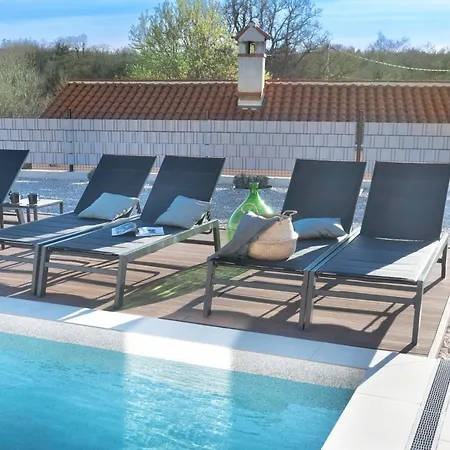 Tonka With Jacuzzi Sauna And Private Pool Labin (Istria)