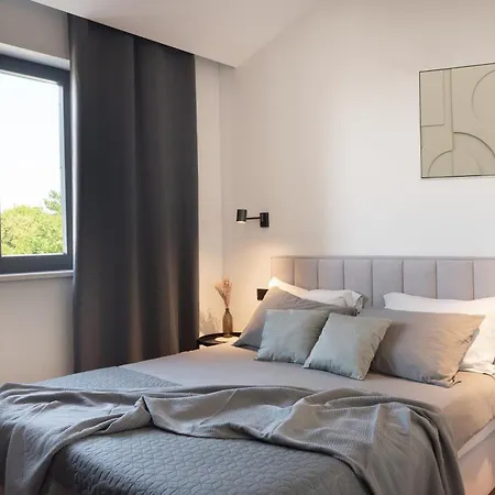 Tonka With Jacuzzi Sauna And Private Pool