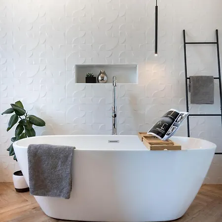 Tonka With Jacuzzi Sauna And Private Pool Vila *