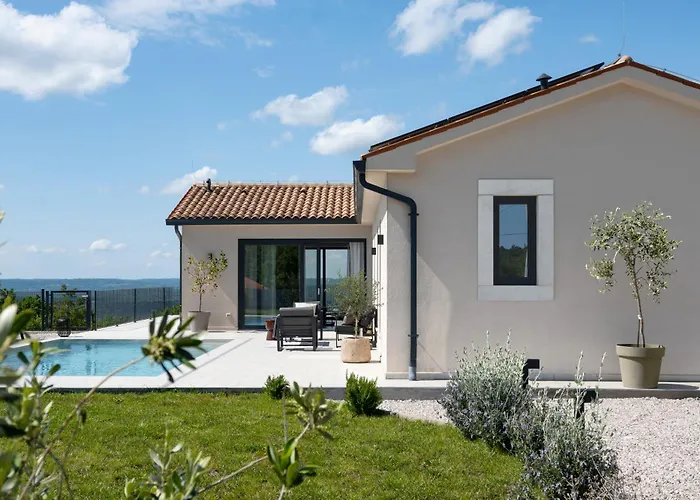 Vila Tonka With Jacuzzi Sauna And Private Pool Labin (Istria)